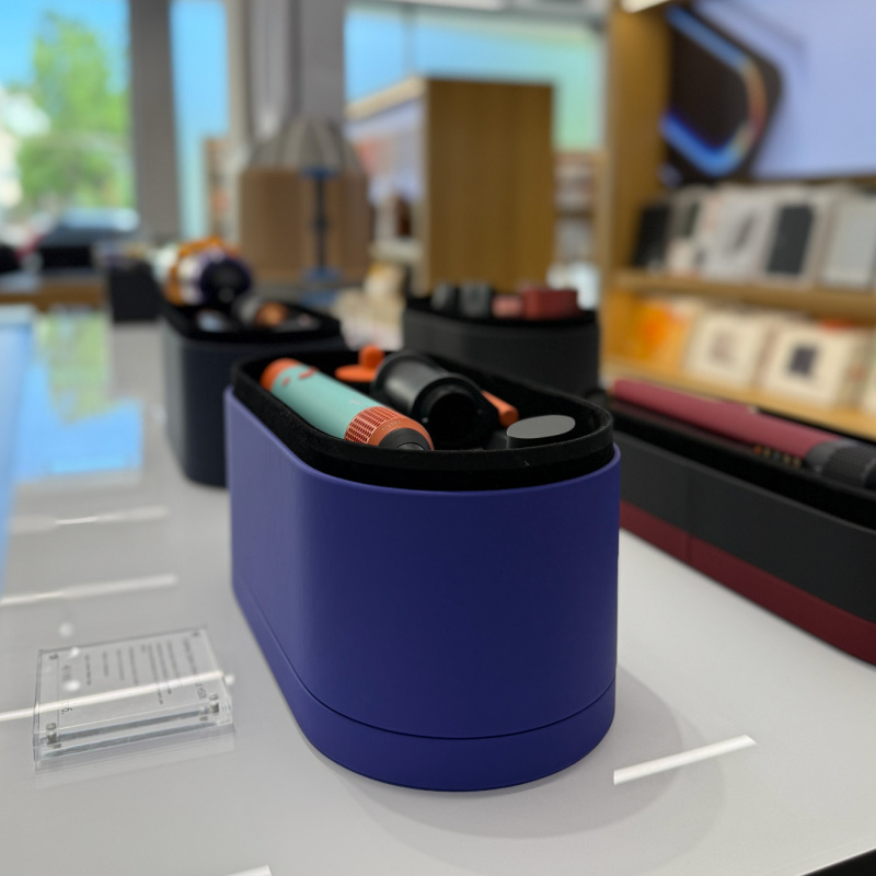 Приходите попробовать Dyson вживую