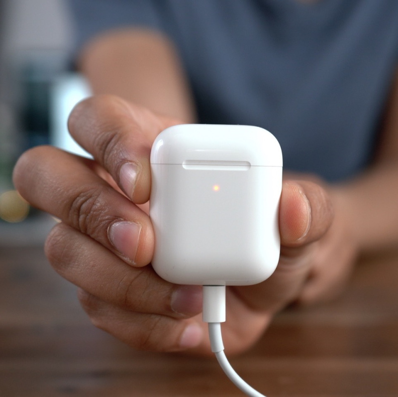 Что делать, если AirPods перестали заряжаться?